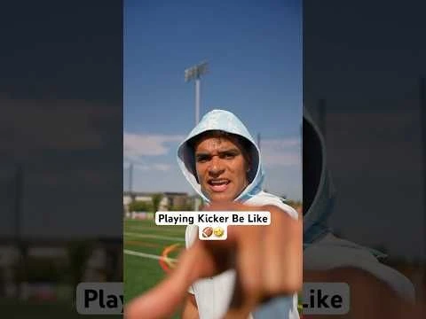 Playing Kicker be like‼️🤣 #footballshorts #americanfootball #nfl