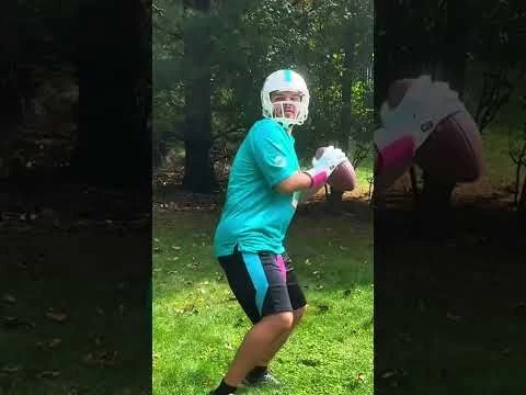 DOLPHINS SIGNED A NEW QUARTERBACK! #nfl #nfltrending #nflviral #trending