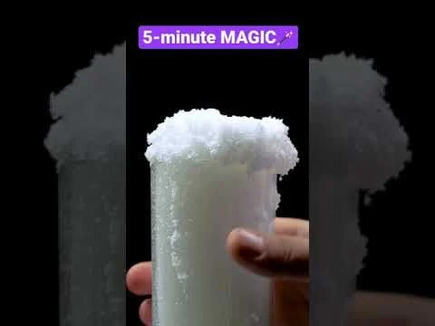 I tried to make home snow🥶 #shorts #experiments #science #5minutemagic