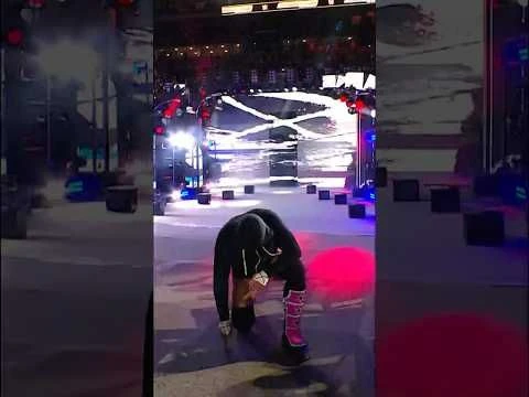 CM Punk makes his 1st SummerSlam entrance in over 10 years