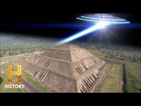 Ancient Aliens: Giza and Teotihuacans Alien Links (Season 3)