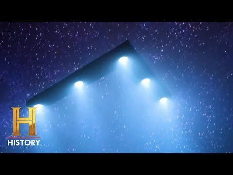 The Proof Is Out There: 30 UFOs Light Up the Sky Over Texas (Season 4)