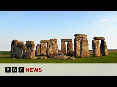 Scientists shocked at new Stonehenge discovery | BBC News