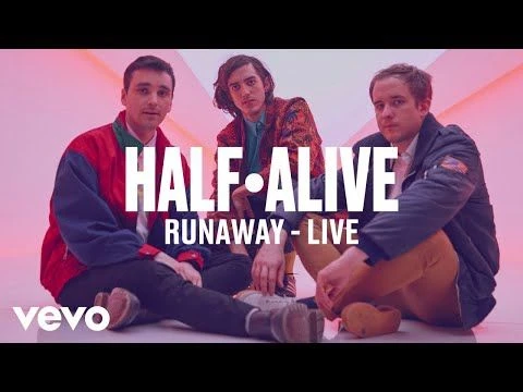 half·alive - quot;RUNAWAYquot; (Live) | Vevo DSCVR