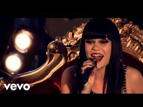 Jessie J - Domino (VEVO Presents: Jessie J, Live in London)