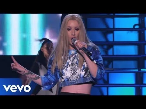 Iggy Azalea - Change Your Life (Vevo Certified SuperFanFest)