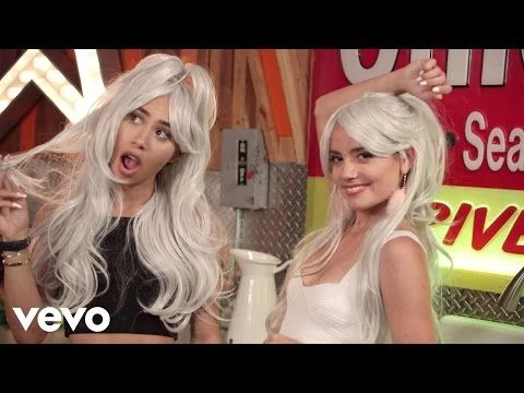 Ariana Grande - Focus (Vevo’s Do It YourSelfie)