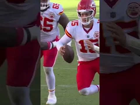 15 does it himself #patrickmahomes #kansascity #chiefs #nfl