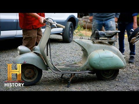 American Pickers: The GODFATHER of Vespa Has Some Rare Picks (Season 24)