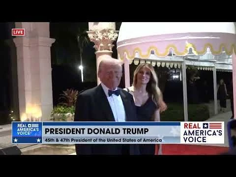 TRUMP ARRIVES AT MAR A LAGO