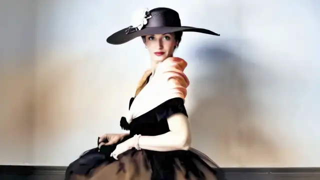 Huntress Wears Coco Chanel